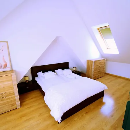 Lägenhet Everysky - Mysliwska *